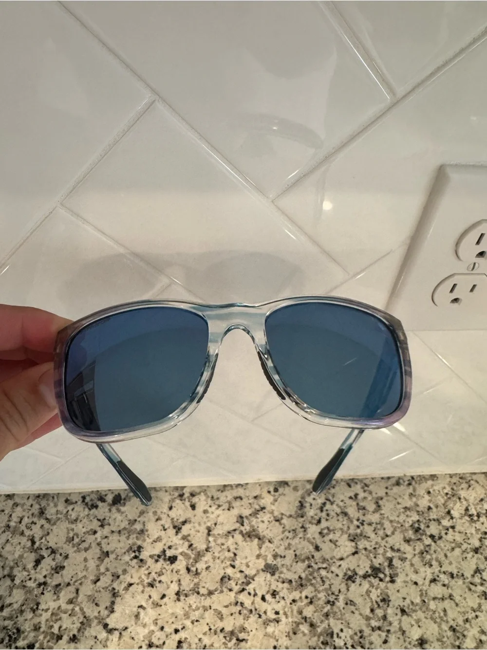 Fin Nor Sunglasses Tilloo Iridescent Pearl Stripe blue lenses excellent
